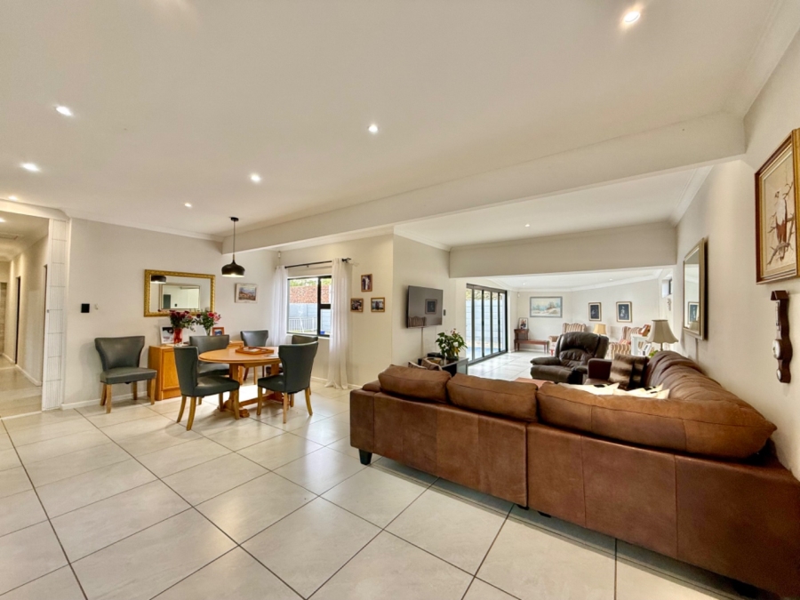 4 Bedroom Property for Sale in Fernglen Eastern Cape